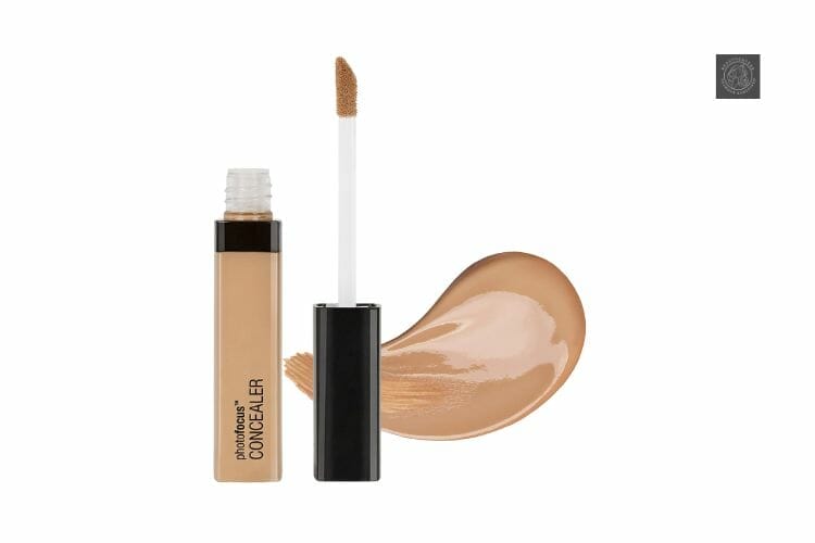 Wet n Wild High Coverage Concealer for dry skin in India